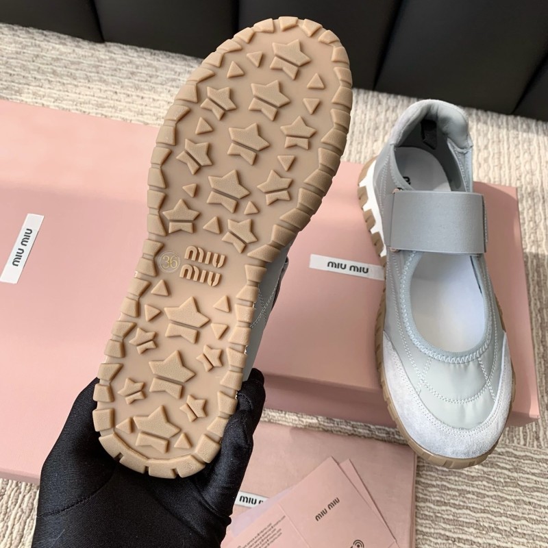 MiuMiu Casual Sneaker