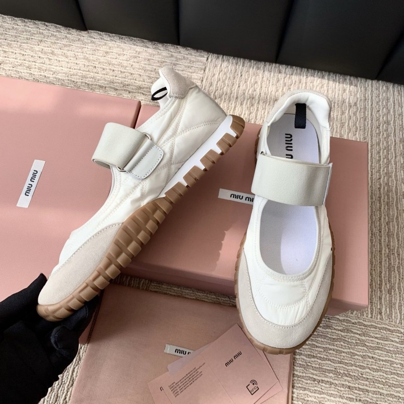 MiuMiu Casual Sneaker