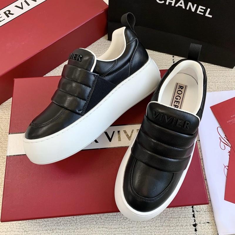 Roger Vivier Sneaker 