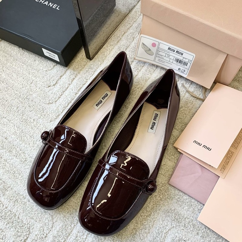MiuMiu Flats
