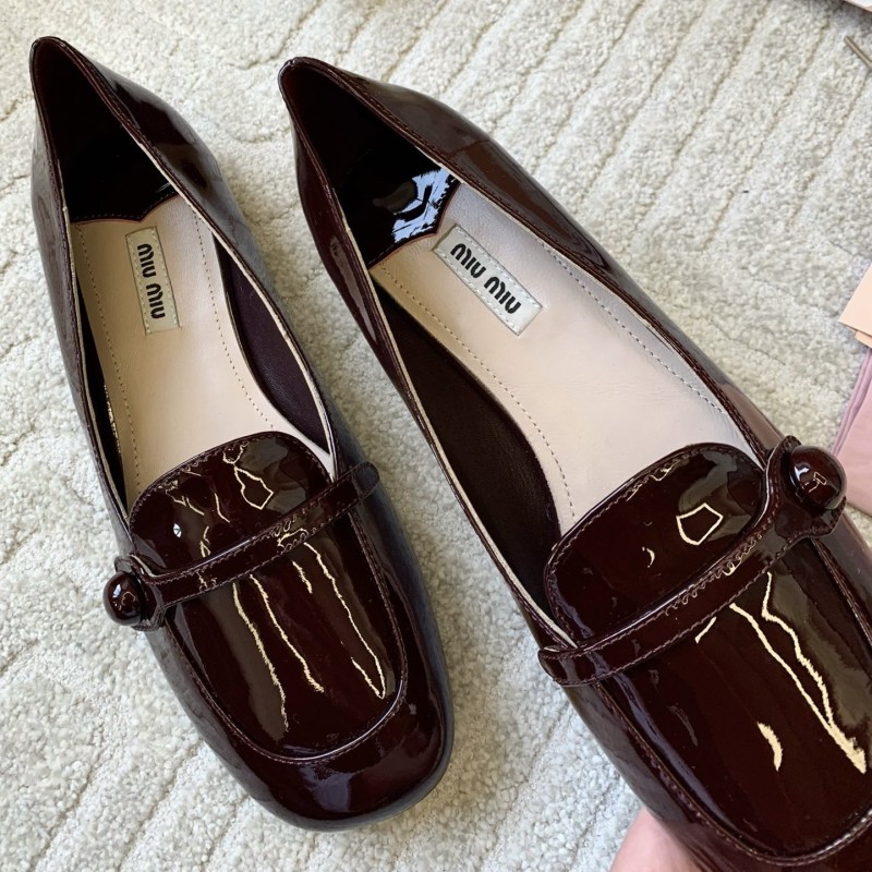 MiuMiu Flats