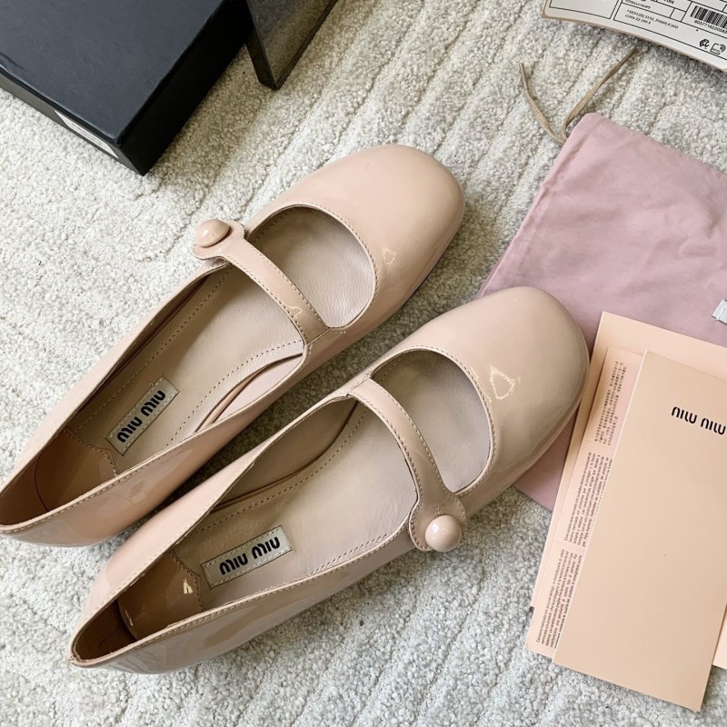 MiuMiu Flats