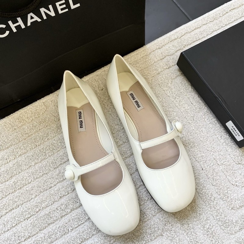 MiuMiu Flats