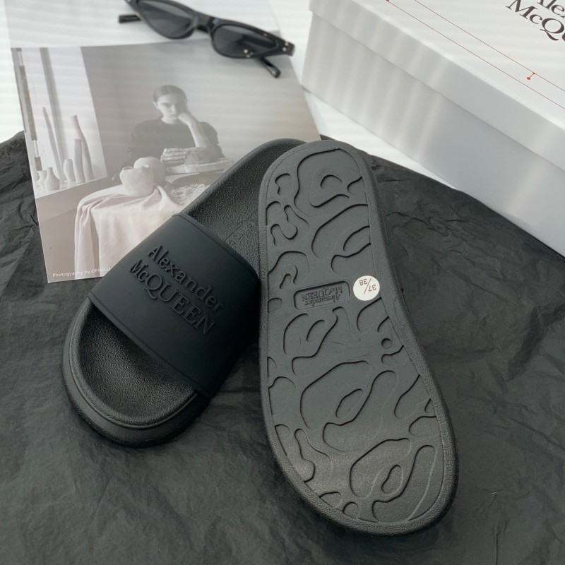 McQueen Unisex Shoes