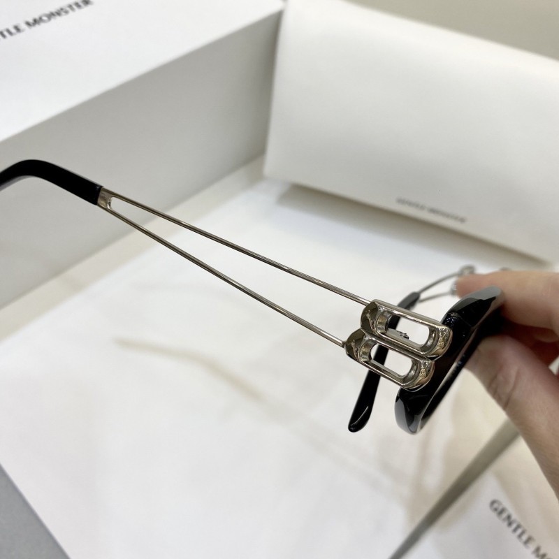 Gentle Monster Kunts