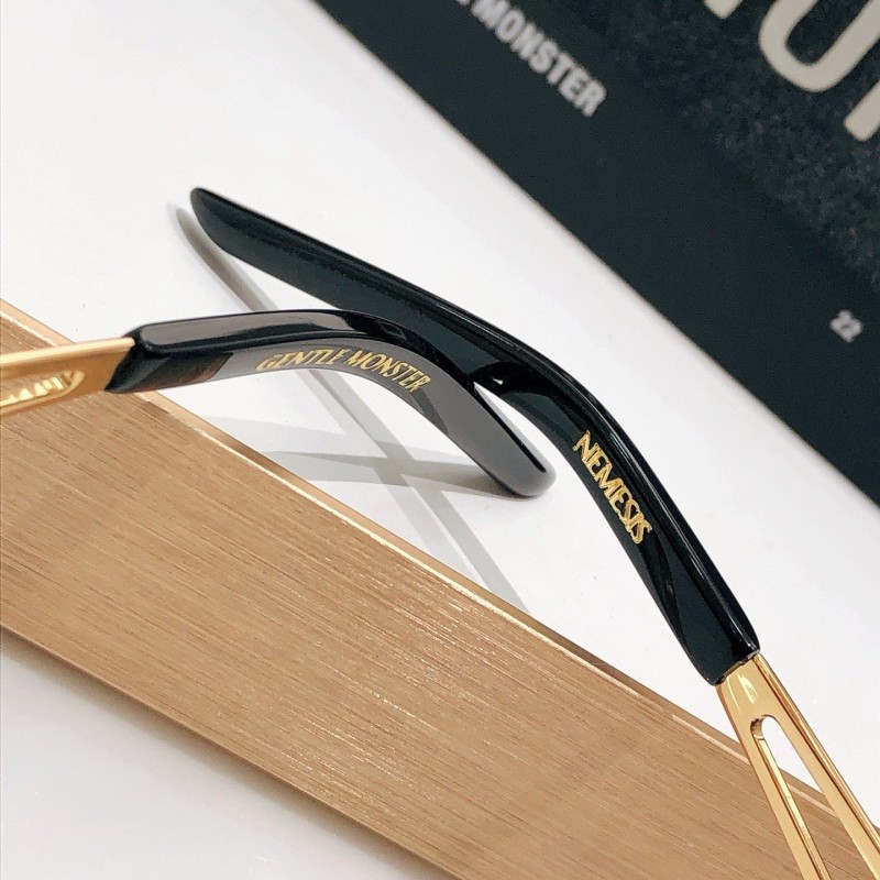 Gentle Monster Nemesis