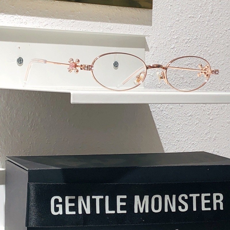 Gentle Monster On Ring