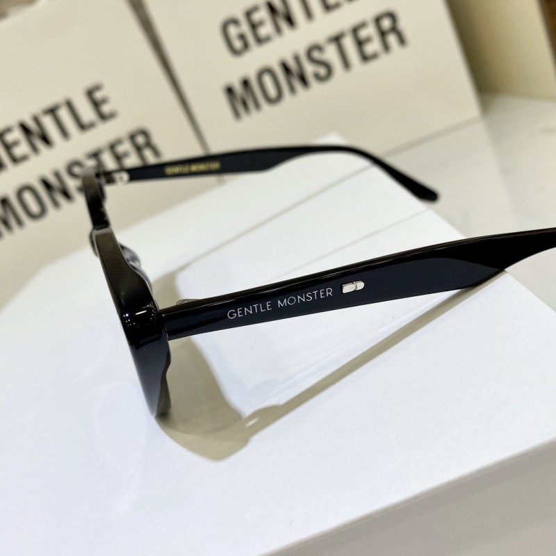 Gentle Monster Crella