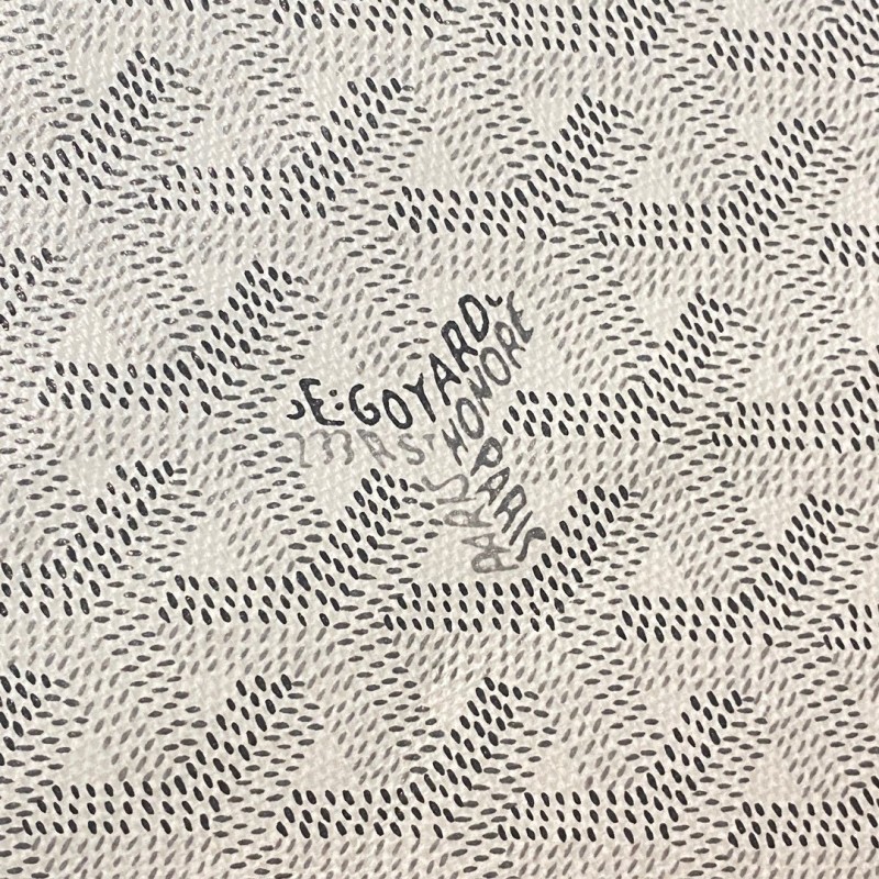 Goyard Cluth Bag