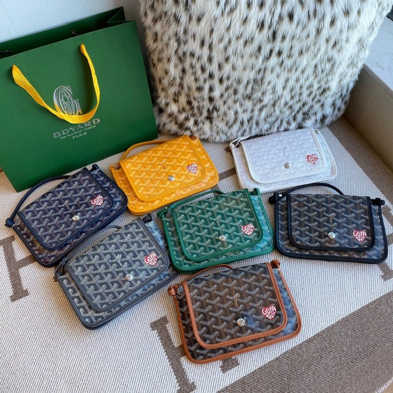 Goyard Cluth Bag