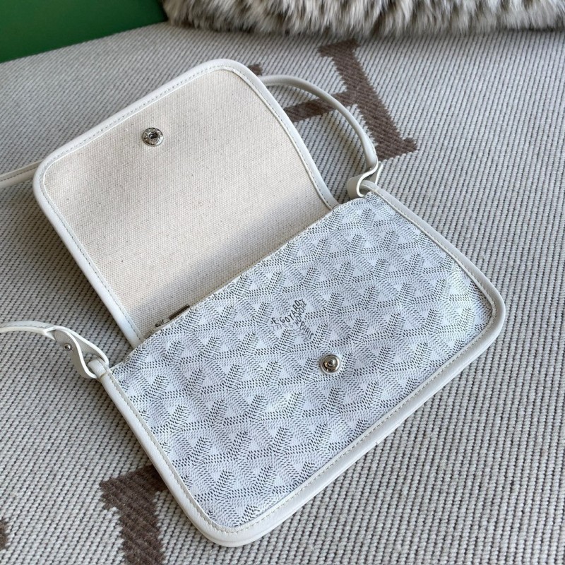 Goyard Cluth Bag