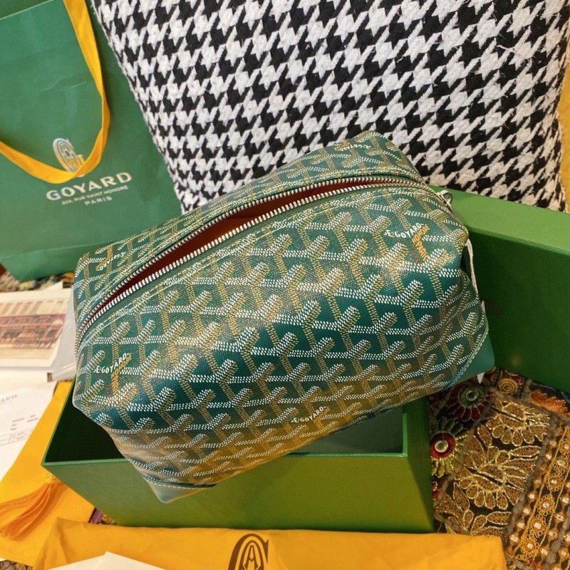 Goyard Cluth Bag
