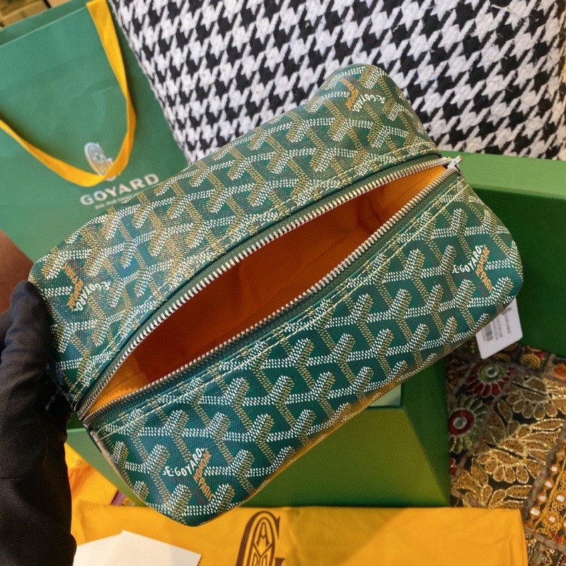 Goyard Cluth Bag