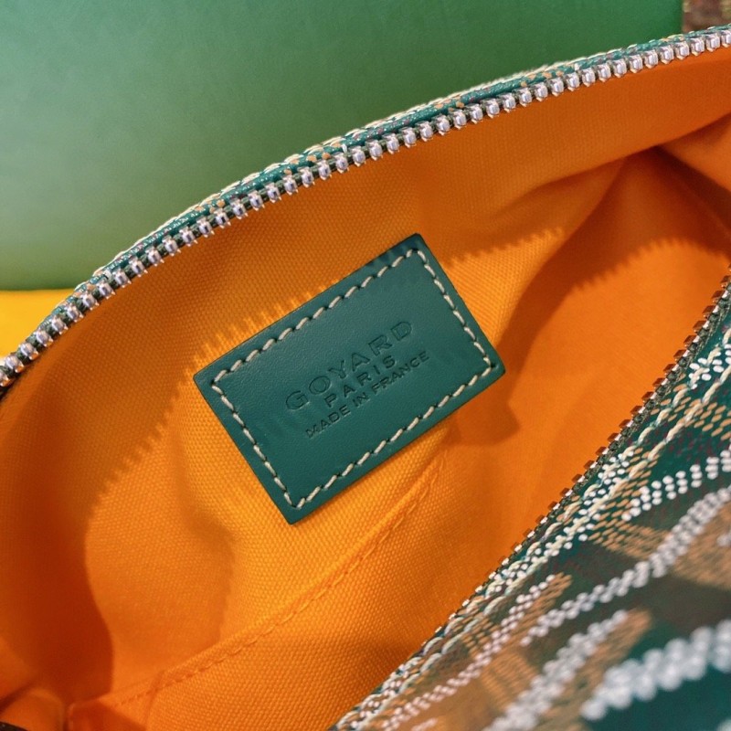Goyard Cluth Bag