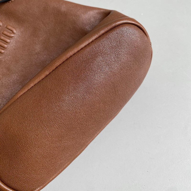 MiuMiu Mini 水桶包