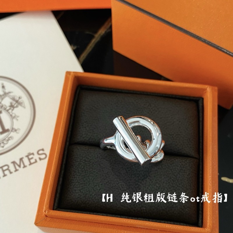 Hermes Ring