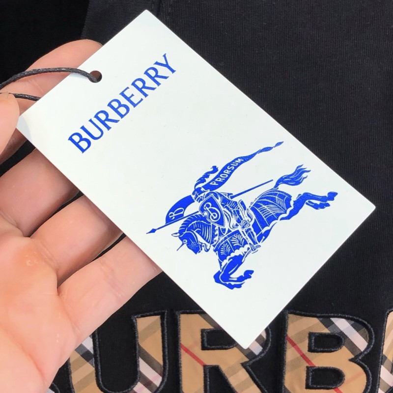 Burberry Unisex  Tee