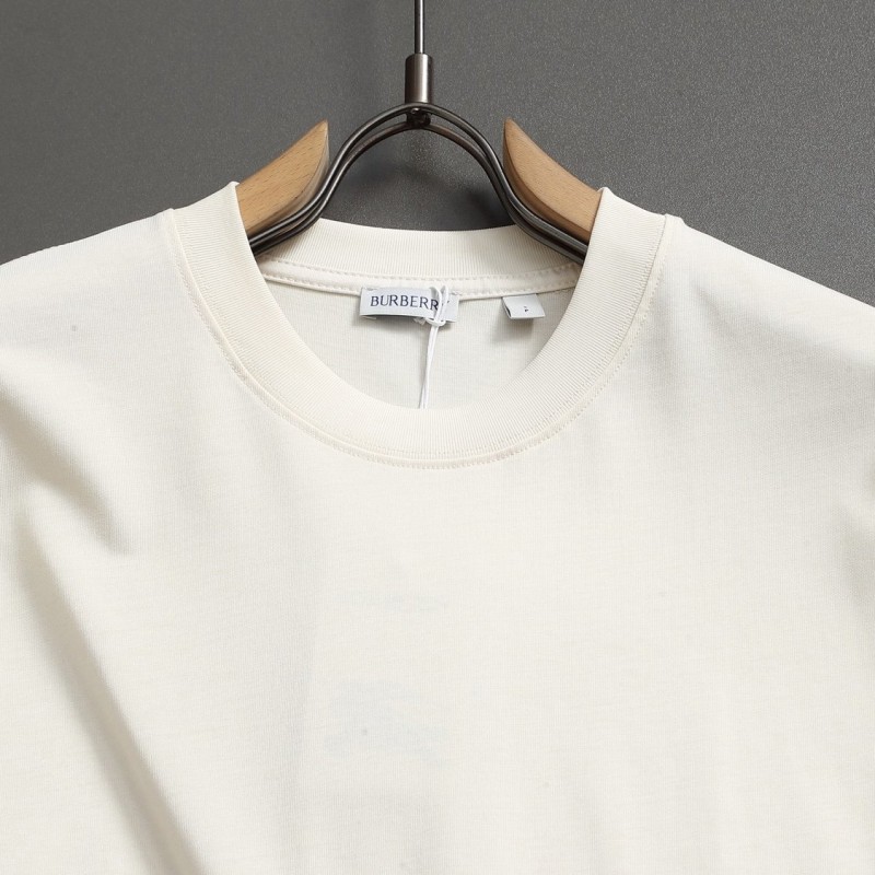 Burberry Unisex  Tee