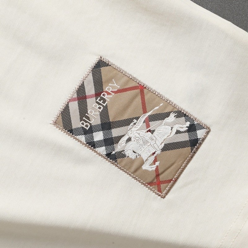 Burberry Unisex  Tee