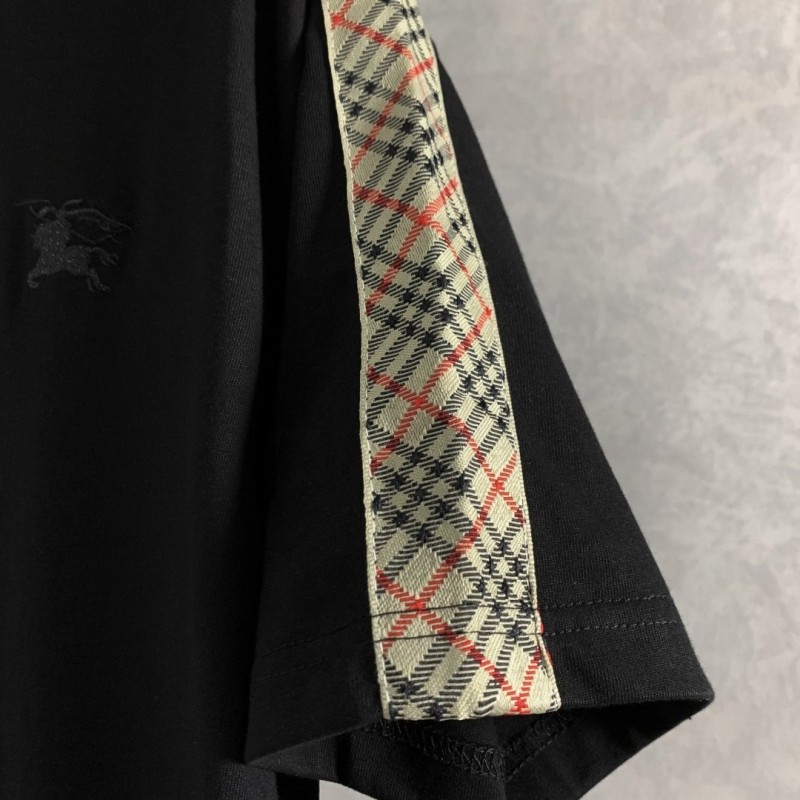 Burberry Unisex  Tee