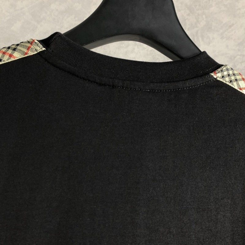 Burberry Unisex  Tee