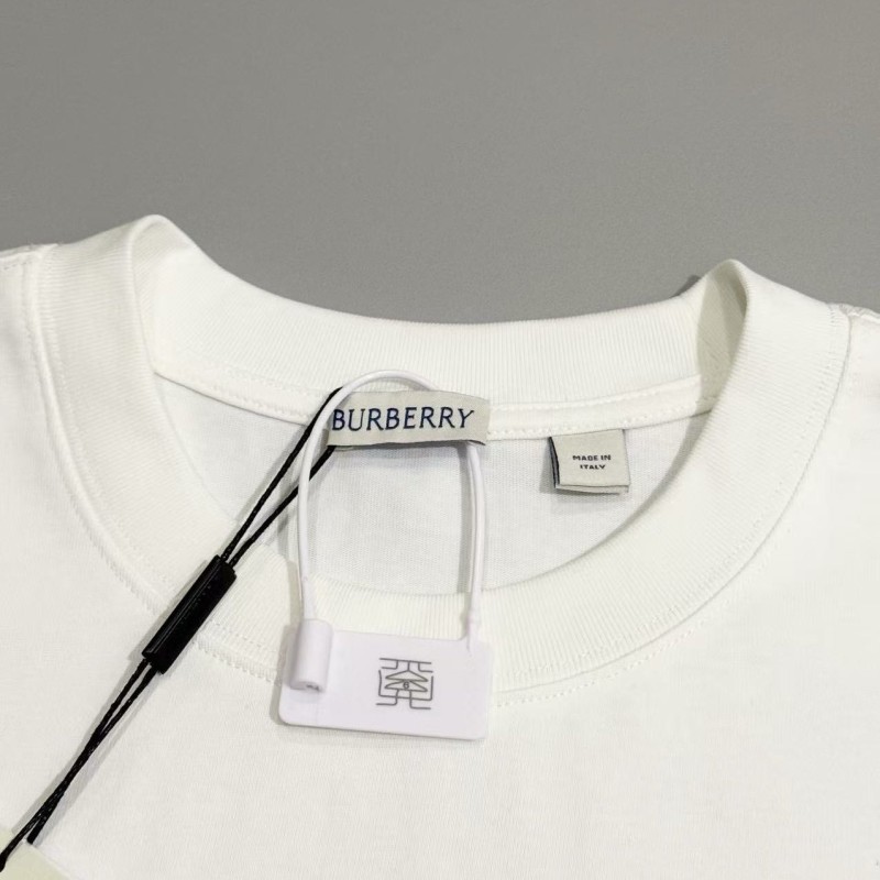 Burberry Unisex  Tee