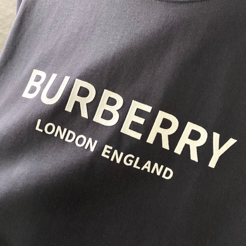 Burberry Unisex  Tee