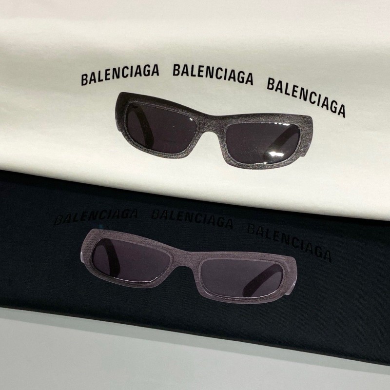 Balenciaga Unisex Tee