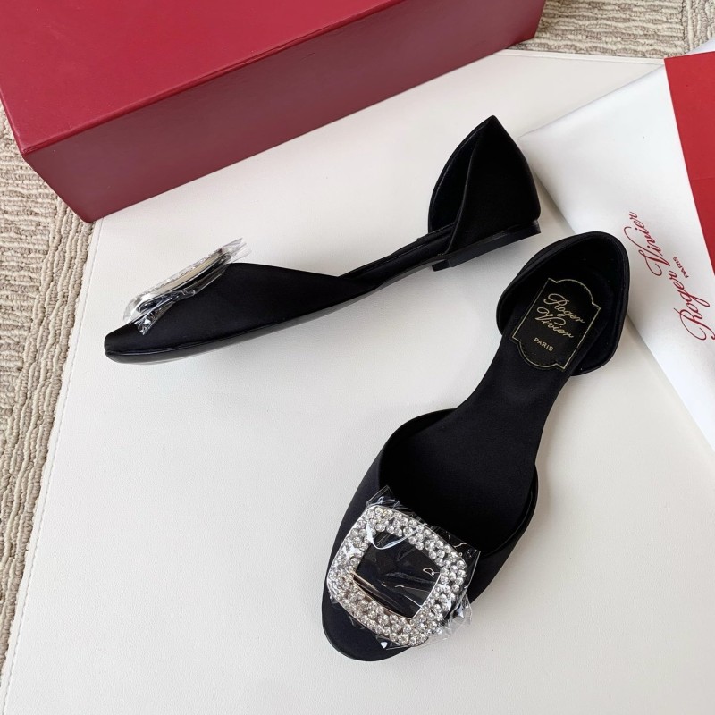 Roger Vivier Flats