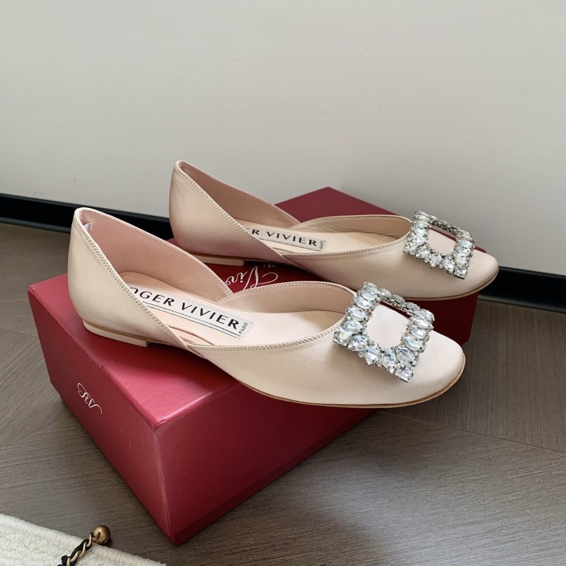 Roger Vivier Flats