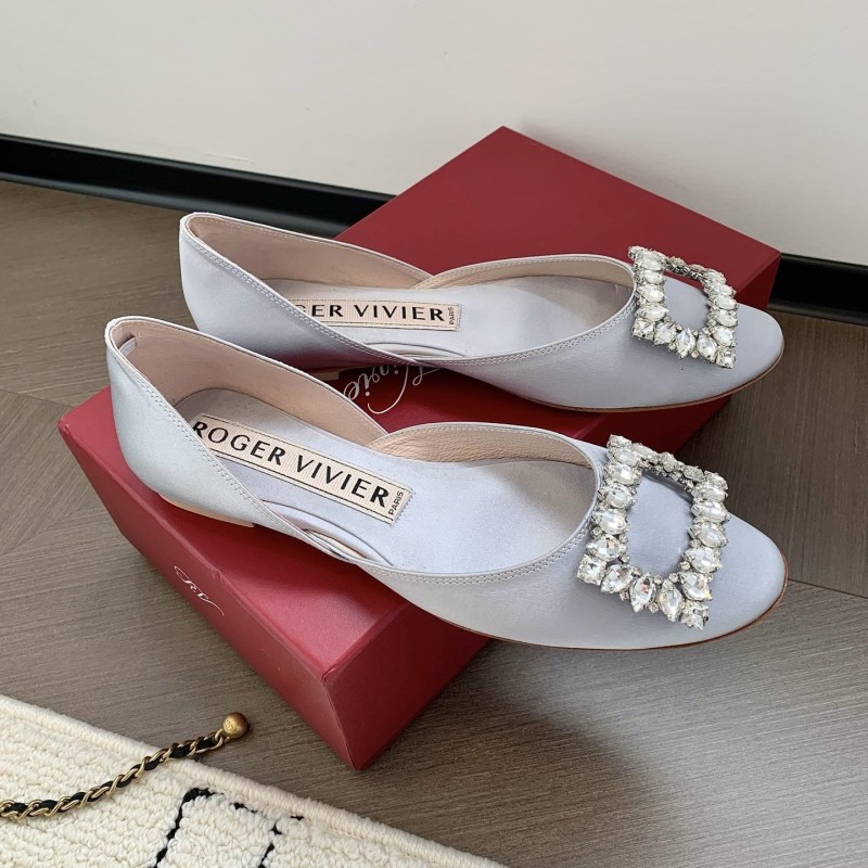 Roger Vivier Flats