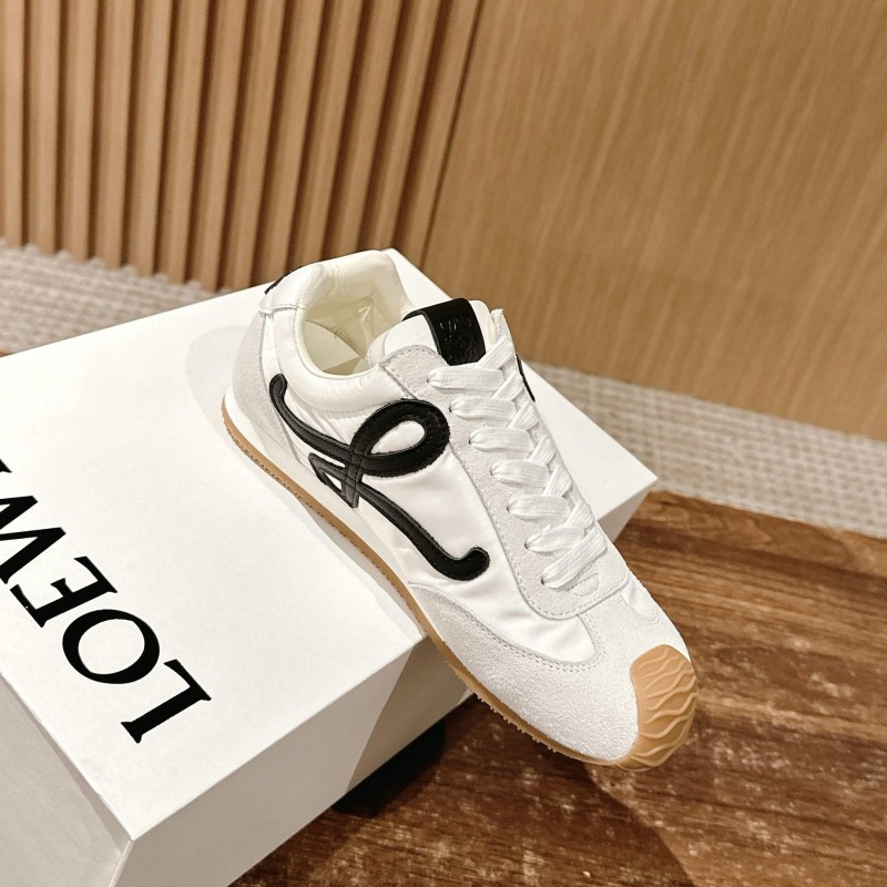 Loewe Unisex Sneakers 