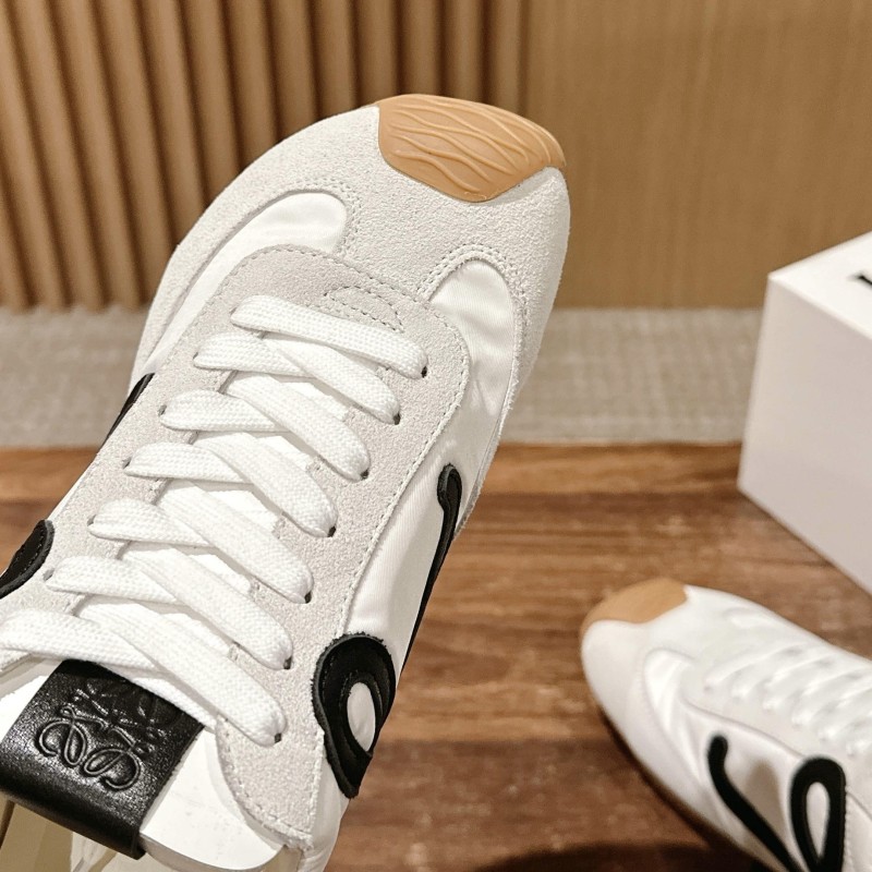 Loewe Unisex Sneakers 