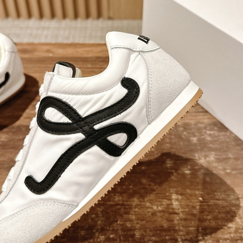 Loewe Unisex Sneakers 