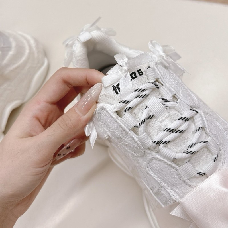 Balenciaga  Sneakers