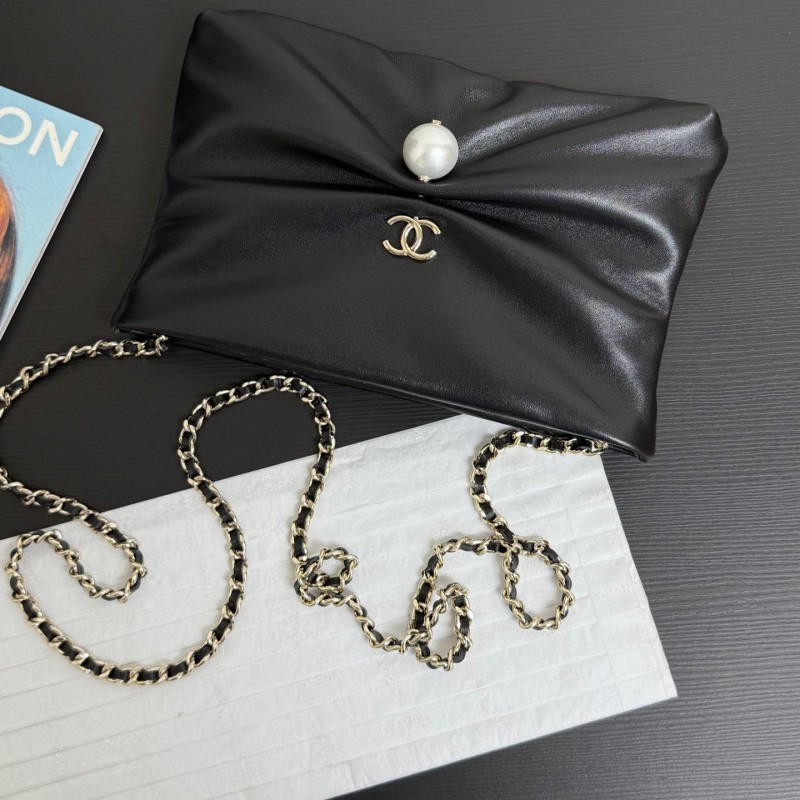 Chanel 25S 珍珠手链包