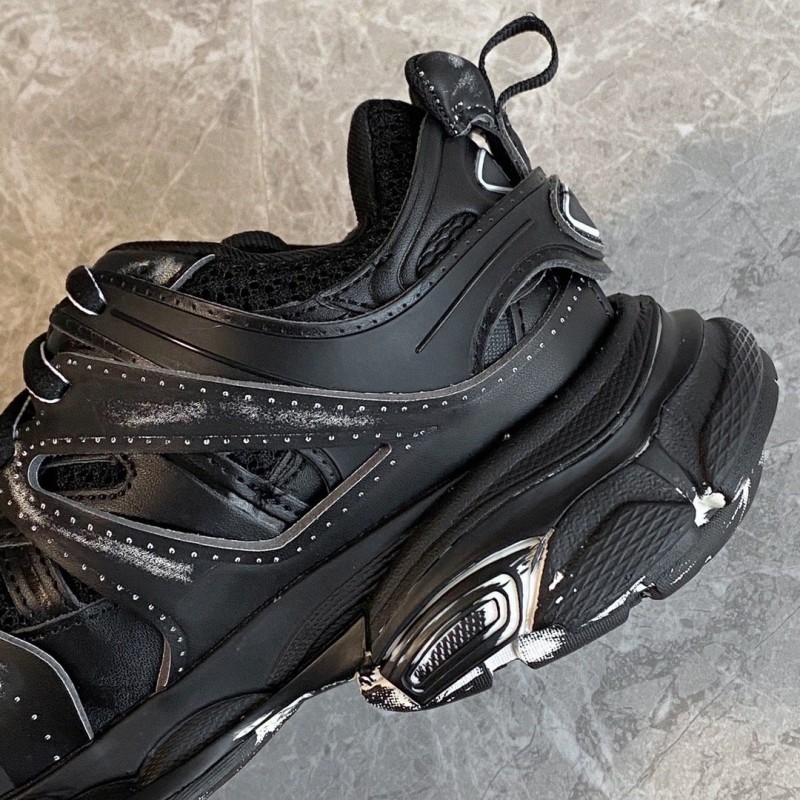 Balenciaga Unisex Women