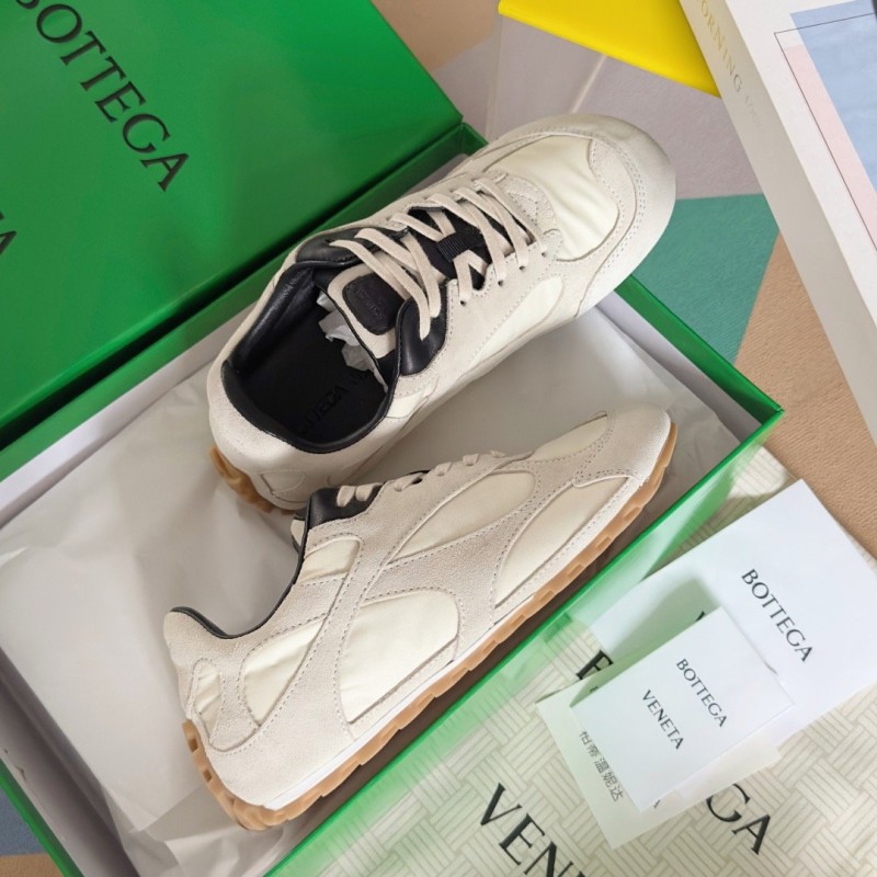 Bottega Veneta Unisex Sneakers 