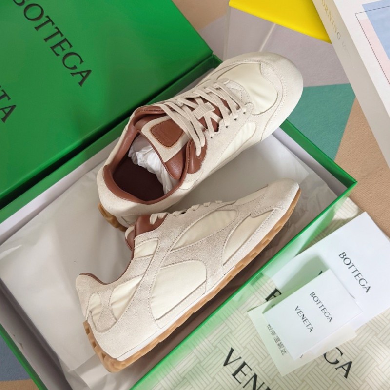 Bottega Veneta Unisex Sneakers 