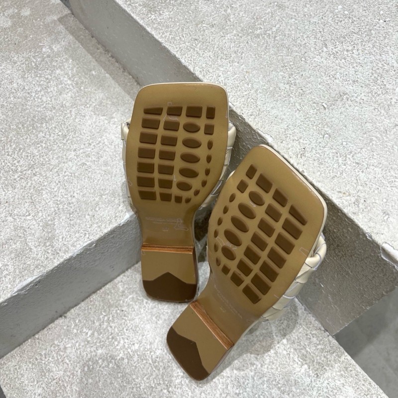 Bottega Veneta Flats 