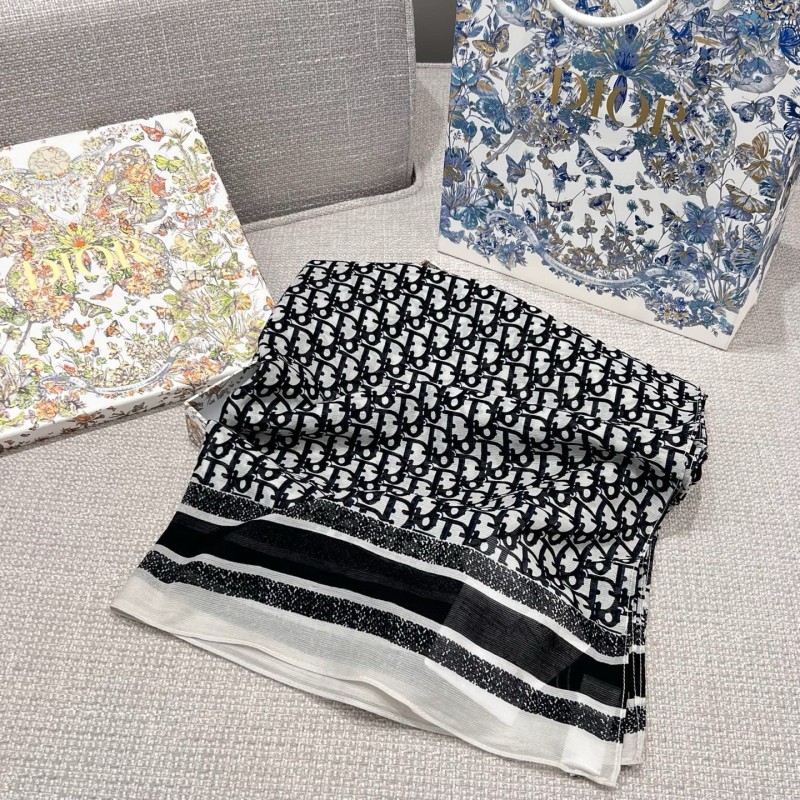 Dior Shawl
