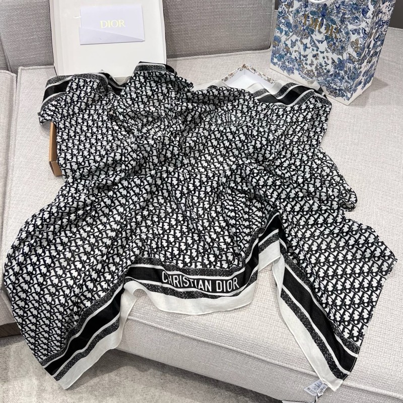 Dior Shawl