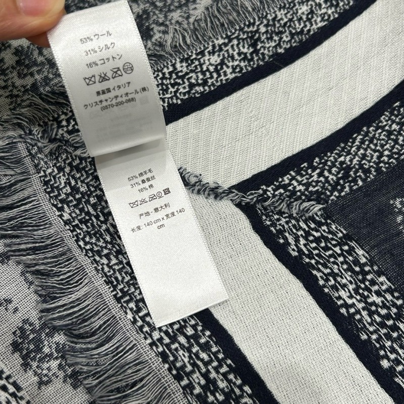 Dior Shawl