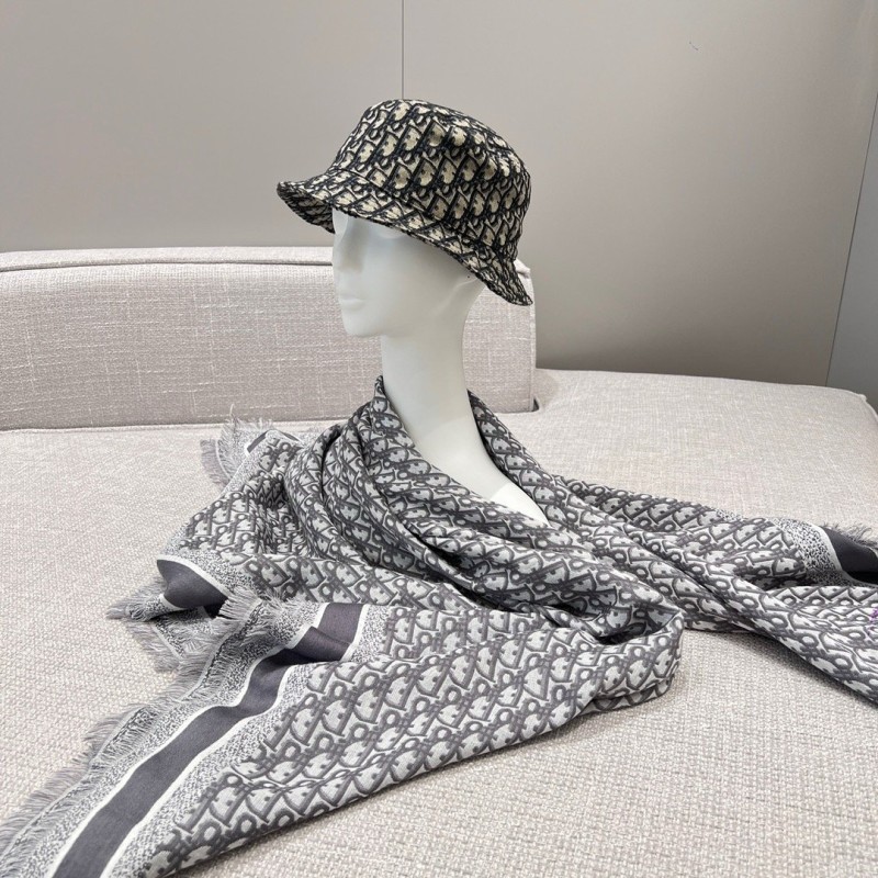 Dior Shawl
