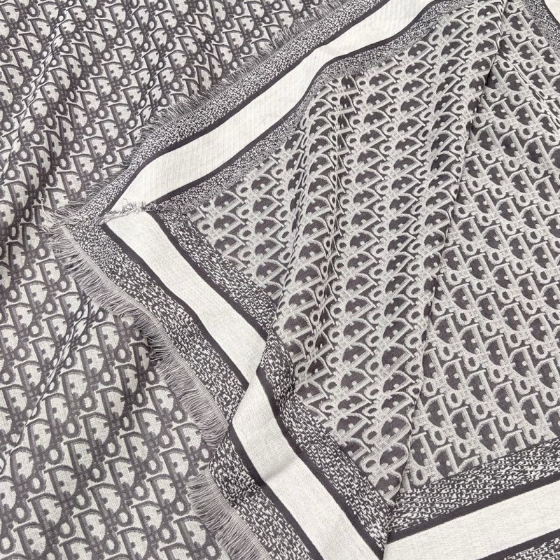Dior Shawl