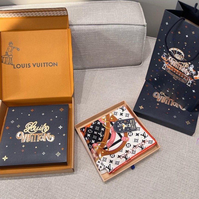 LV Scarf