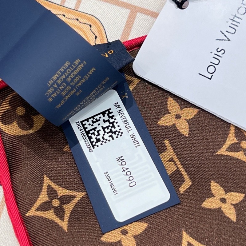 LV Scarf