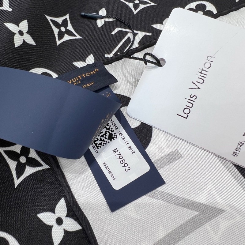 LV Scarf