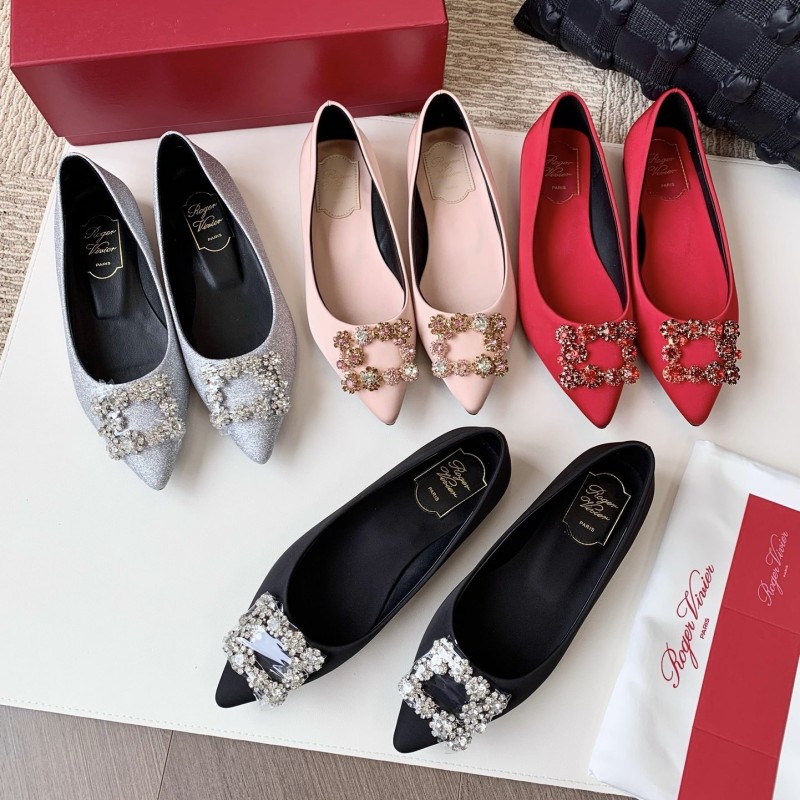 Roger Vivier Flats