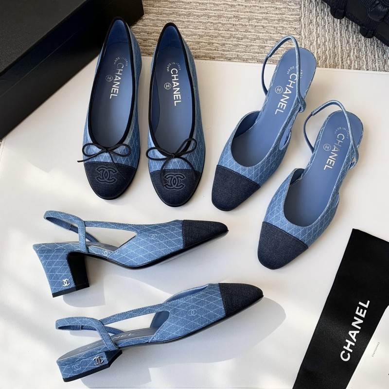 Chanel Flats & Heels Sandals 